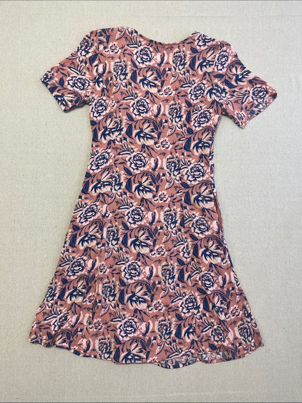GAP Pink Floral Button Front Dress Pockets Rayon Boho Cottagecore Size 4 - Picture 15 of 16